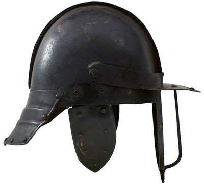 Lot 366 - A GOOD ENGLISH CIVIL WAR CROMWELLIAN THREE BAR LOBSTER TAIL HELMET