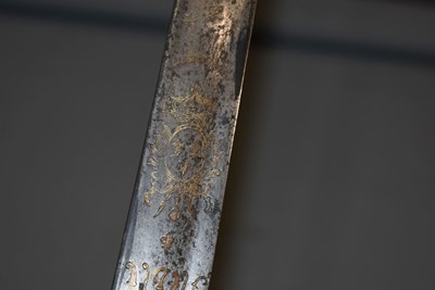 Lot 252 - AN 18TH CENTURY FRENCH GENDARME ROYAL OFFICER'S CAVALRY SWORD