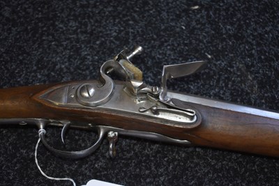 Lot 457 - A FRENCH FLINTLOCK INFANTRY OFFICER'S M1728 STYLE MUSKET