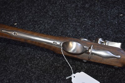 Lot 457 - A FRENCH FLINTLOCK INFANTRY OFFICER'S M1728 STYLE MUSKET