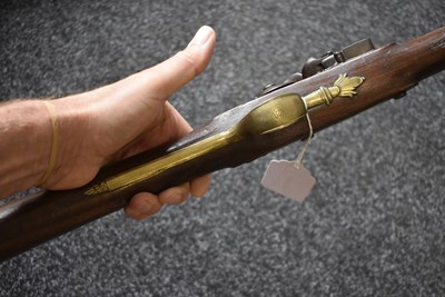 Lot 689 - A FLINTLOCK BLUNDERBUSS BY KETLAND & CO.