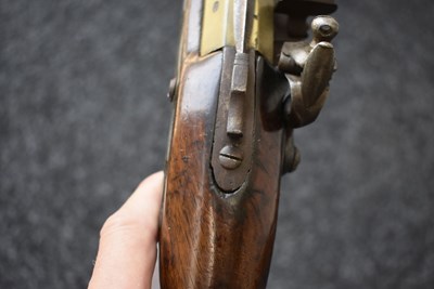Lot 693 - A FLINTLOCK BAYONET BLUNDERBUSS BY EGG