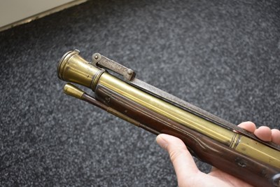 Lot 693 - A FLINTLOCK BAYONET BLUNDERBUSS BY EGG