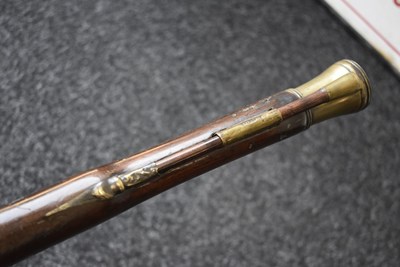 Lot 693 - A FLINTLOCK BAYONET BLUNDERBUSS BY EGG