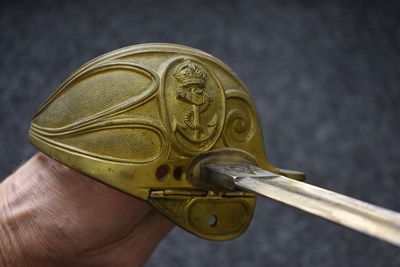 Lot 180 - A ROYAL NAVAL VOLUNTEER RESERVE OFFICER'S SWORD