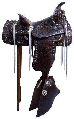 Lot 681 - A GOOD WESTERN SADDLE BY THE OZARK LEATHER COMPANY