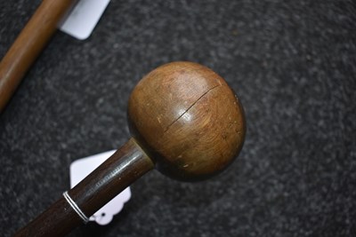 Lot 114 - AN UNUSUAL ZULU KNOBKERRIE