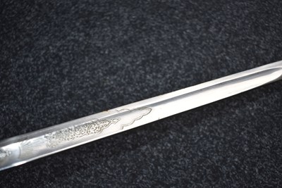 Lot 132 - A VICTORIAN 2ND LIFE GUARDS OFFICER'S SWORD