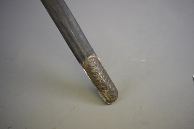 Lot 156 - AN OMANI SILVER MOUNTED KATTARA OR SWORD