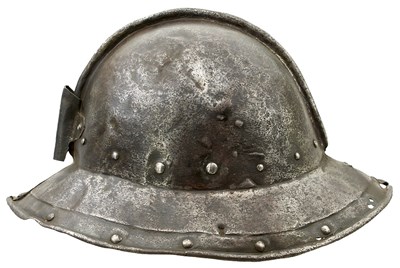 Lot 864 - A NORTH EUROPEAN ENGLISH CIVIL WAR PERIOD PIKEMAN'S POT