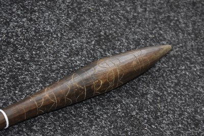 Lot 124 - AN ABORIGINAL TRIBAL NULLA-NULLA OR THROWING CLUB