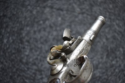 Lot 381 - A 42-BORE FLINTLOCK QUEEN SANNE POCKET PISTOL BY THOMAS GREGORY