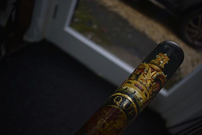 Lot 729 - A WILLIAM IV PAINTED WOOD POLICE TRUNCHEON BY PARKER OF HOLBORN