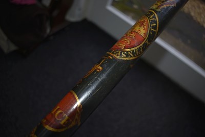 Lot 729 - A WILLIAM IV PAINTED WOOD POLICE TRUNCHEON BY PARKER OF HOLBORN