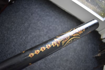 Lot 729 - A WILLIAM IV PAINTED WOOD POLICE TRUNCHEON BY PARKER OF HOLBORN