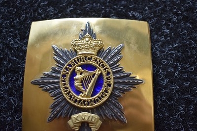 Lot 727 - AN OFFICER'S SHOULDER BELT PLATE TO THE 18TH REGIMENT OF FOOT (THE ROYAL IRISH)