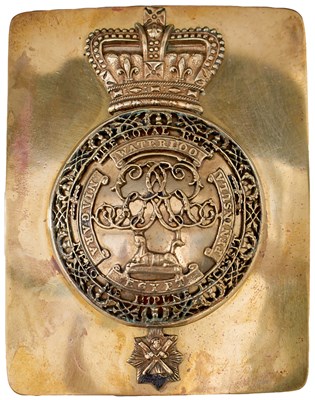 Lot A GEORGE IV OFFICER'S SHOULDER BELT PLATE TO THE 1ST ROYAL REGIMENT OF FOOT (THE ROYAL SCOTS)