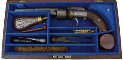 Lot 635 - A CASED 80-BORE SIX-SHOT PERCUSSION TRANSITIONAL REVOLVER