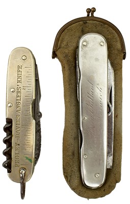 Lot 435 - A LATE 19TH OR EARLY 20TH CENTURY POCKET KNIFE