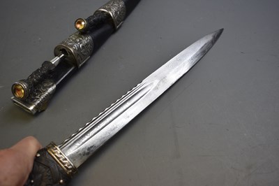 Lot 553 - A HALLMARKED SILVER MOUNTED SCOTTISH OFFICER'S DIRK OF THE ARGYLL & SUTHERLAND HIGHLANDERS