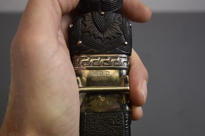 Lot 553 - A HALLMARKED SILVER MOUNTED SCOTTISH OFFICER'S DIRK OF THE ARGYLL & SUTHERLAND HIGHLANDERS