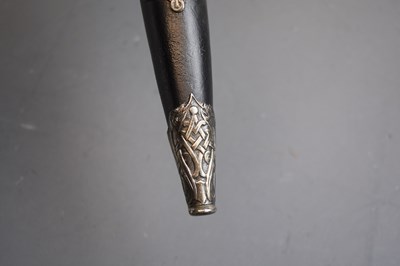 Lot 553 - A HALLMARKED SILVER MOUNTED SCOTTISH OFFICER'S DIRK OF THE ARGYLL & SUTHERLAND HIGHLANDERS