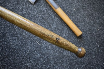 Lot 186 - A 19TH CENTURY ROYAL NAVAL BOARDING AXE