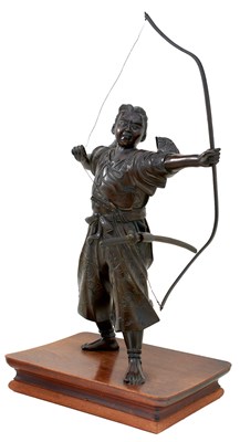 Lot 33 - A JAPANESE BRONZE FIGURE OF A WARRIOR ARCHER OR KYUDOKA