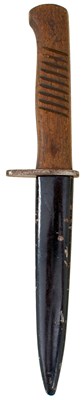 Lot A WORLD WAR I GERMAN TRENCH KNIFE