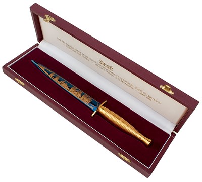 Lot A GOOD CASED FAIRBAIRN SYKES FALKLANDS VICTORY COMMANDO DAGGER