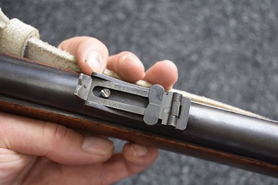 Lot 489 - A .577-450 OBSOLETE CALIBRE MKII MARTINI HENRY SERVICE RIFLE