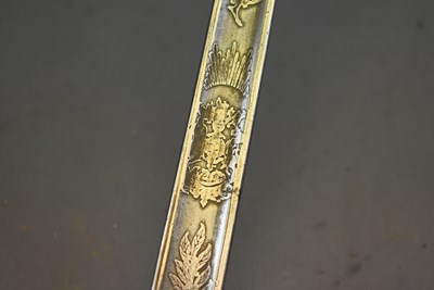 Lot 602 - AN RAF OFFICER'S SWORD