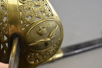 Lot 602 - AN RAF OFFICER'S SWORD