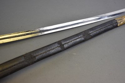 Lot 607 - AN 1847 PATTERN NAVAL OFFICER'S SWORD