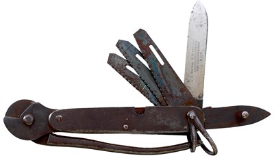 Lot 609 - A RARE SOE/OOSS OR SPECIAL FORCES MULTI-TOOL POCKET ESCAPE KNIFE