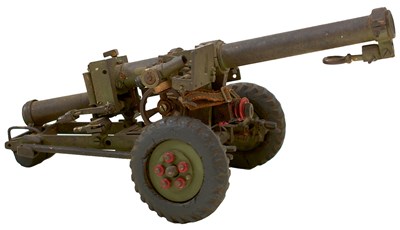 Lot A GOOD BRITISH ORDNANCE FACTORY MODEL OF A WOMBAT ANTI-TANK GUN
