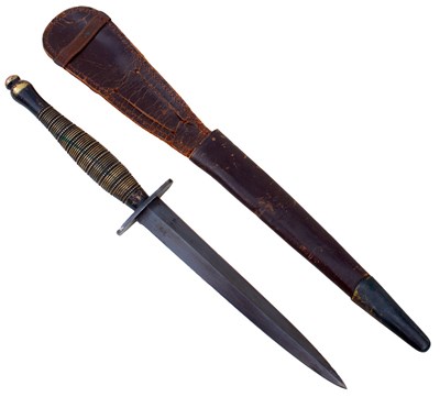 Lot A SECOND PATTERN FAIRBAIRN-SYKES BEEDED AND RIBBED COMMANDO KNIFE OR DAGGER