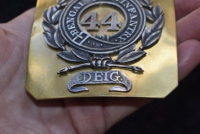 Lot 659 - INDIAN ARMY: A 44TH BENGAL NATIVE INFANTRY OFFICER'S SHOULDER BELT PLATE
