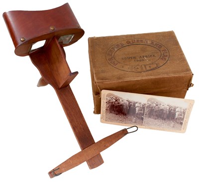 Lot OF BOER WAR INTEREST - A STEROGRAPHIC VIEWER AND SLIDES