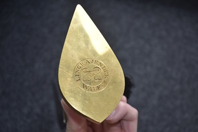 Lot 61 - OF LING RAJENDER WADEER INTEREST - A FINE GOLD COORG AYDA KATTI