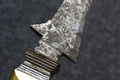 Lot 61 - OF LING RAJENDER WADEER INTEREST - A FINE GOLD COORG AYDA KATTI