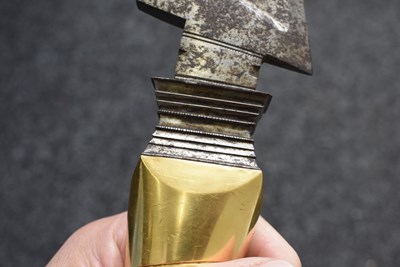 Lot 61 - OF LING RAJENDER WADEER INTEREST - A FINE GOLD COORG AYDA KATTI