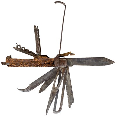 Lot A VERY LARGE COACHING OR HUNTSMAN'S POCKET KNIFE