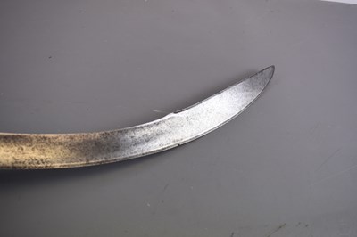 Lot 49 - AN EARLY 19TH CENTURY INDIAN TROPHY SWORD