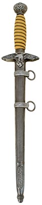 Lot A THIRD REICH SECOND PATTERN LUFTWAFFE OFFICER'S DAGGER