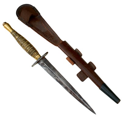 Lot A WORLD WAR II 2ND PATTERN FAIRBAIRN SYKES COMMANDO KNIFE OR DAGGER