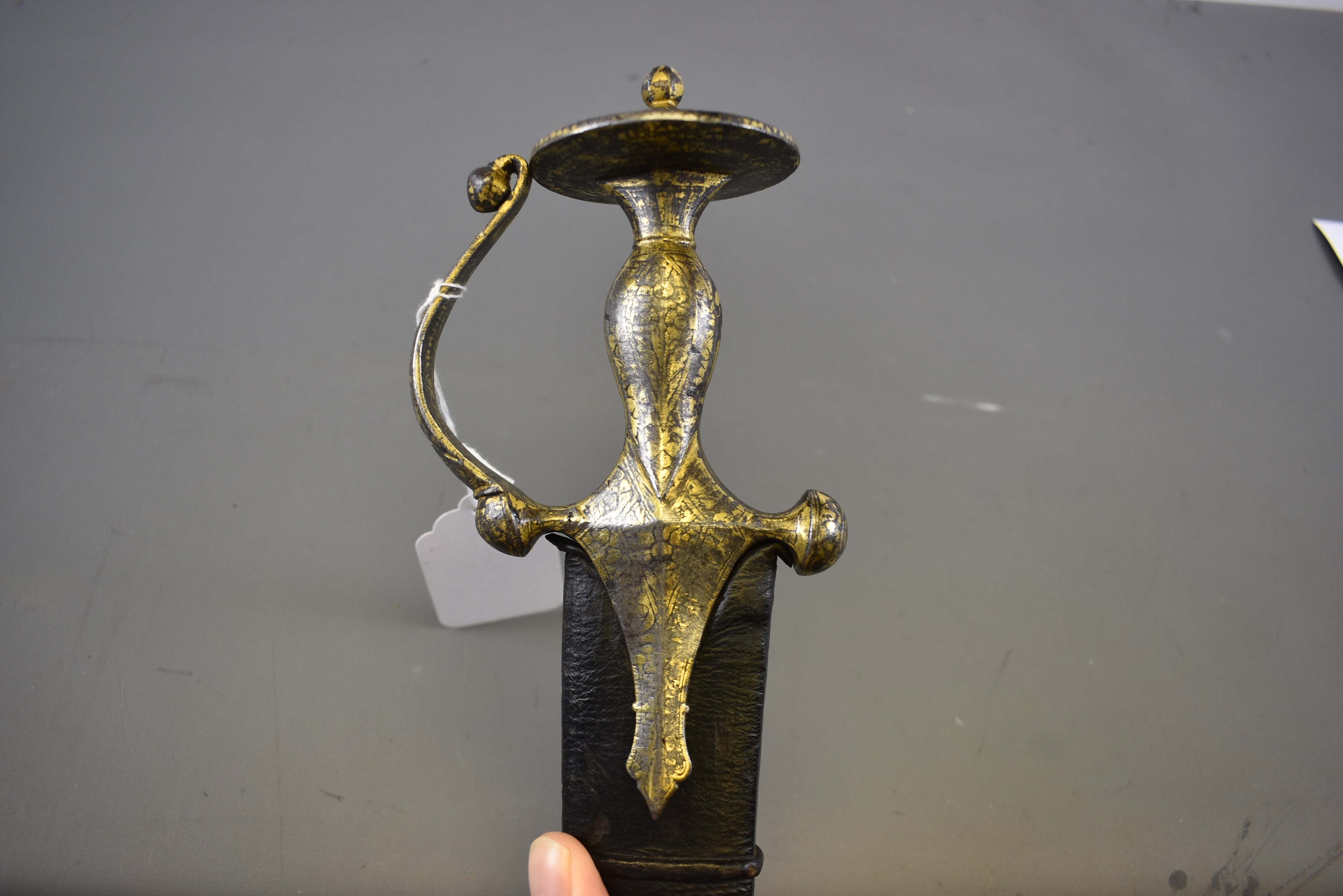 Lot 35 - A MID-19TH CENTURY INDIAN TULWAR,