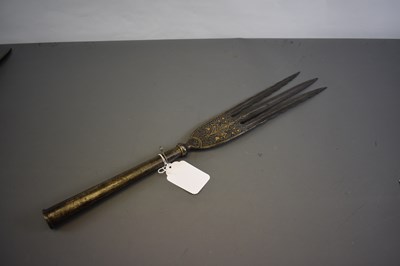 Lot 68 - A 19TH CENTURY INDIAN TRIDENT OR SPEAR HEAD
