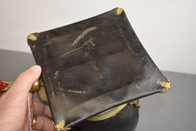 Lot 789 - A VICTORIAN OTHER RANK'S LANCE CAP TO THE 12TH (PRINCE OF WALES) LANCERS