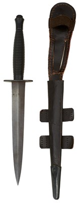 Lot 910 - A CLEAN WILLIAM RODGERS THIRD PATTERN COMMANDO KNIFE OR DAGGER